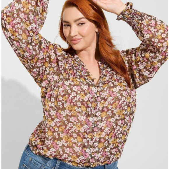 Torrid Crinkle Chiffon Smocked Floral Blouse - Size 0 (L 12) - Picture 1 of 9